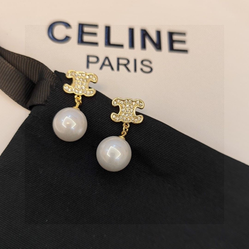 Ce**e earrings